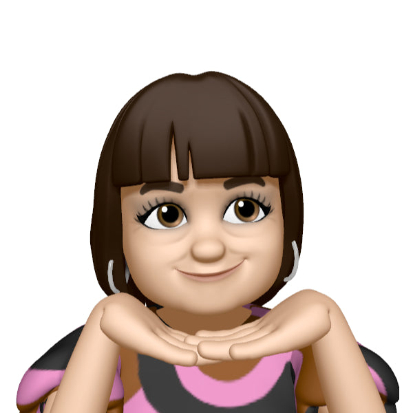 Memoji of Eleni, owner of Katzwhiskas